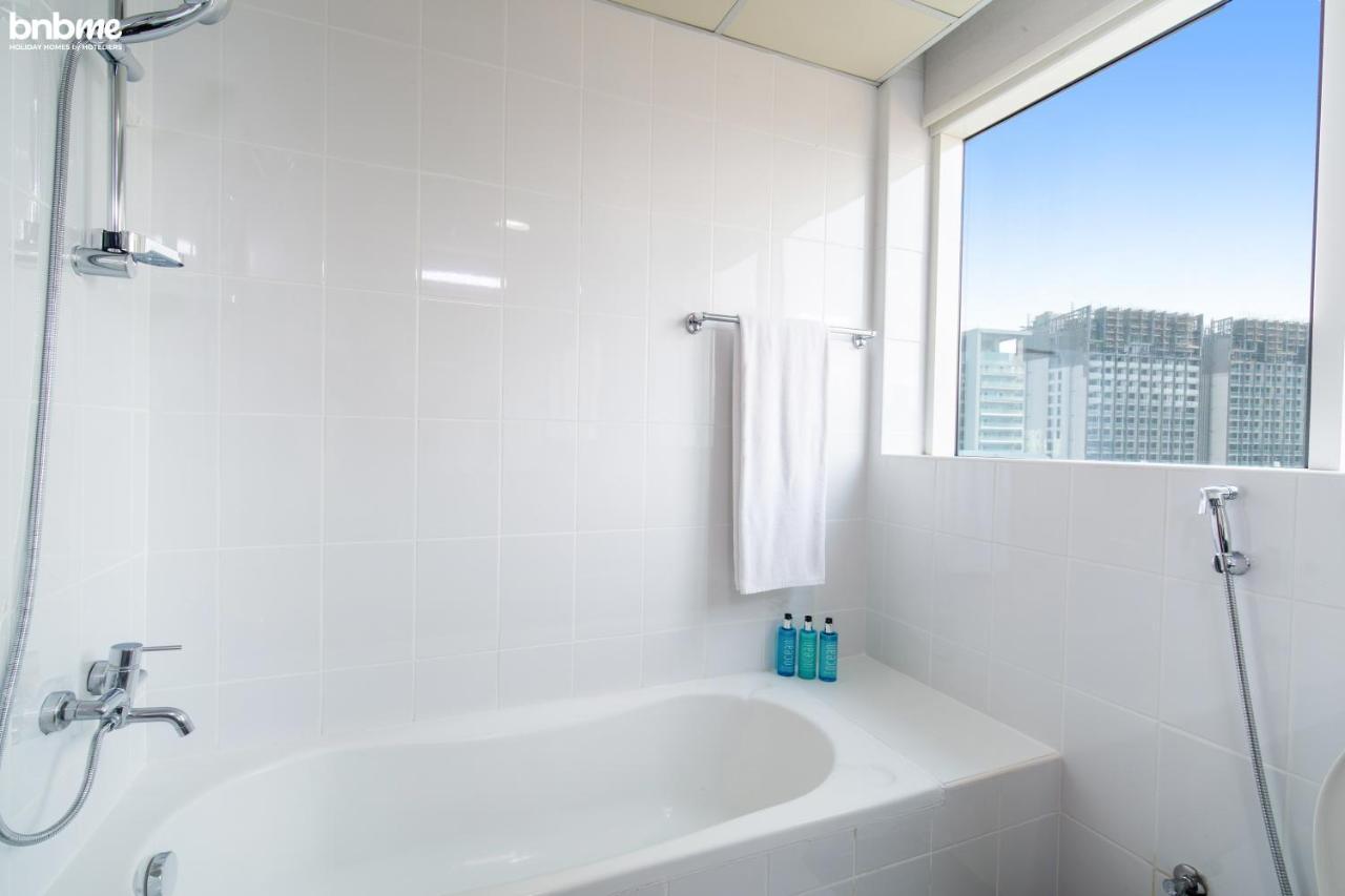 Bnbmehomes - 2Br Apt With Burj Khalifa View -1406 Dubaï Extérieur photo